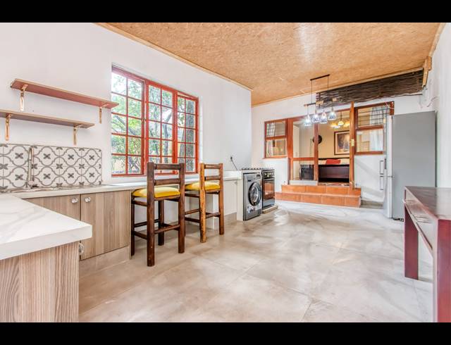 1 BEDROOM APARTMENT TO LET IN WOODMEAD